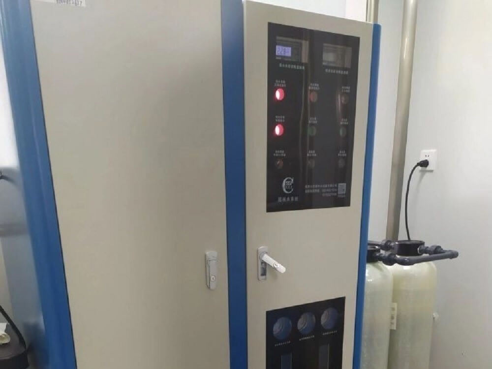 水思源檢驗科純水設(shè)備