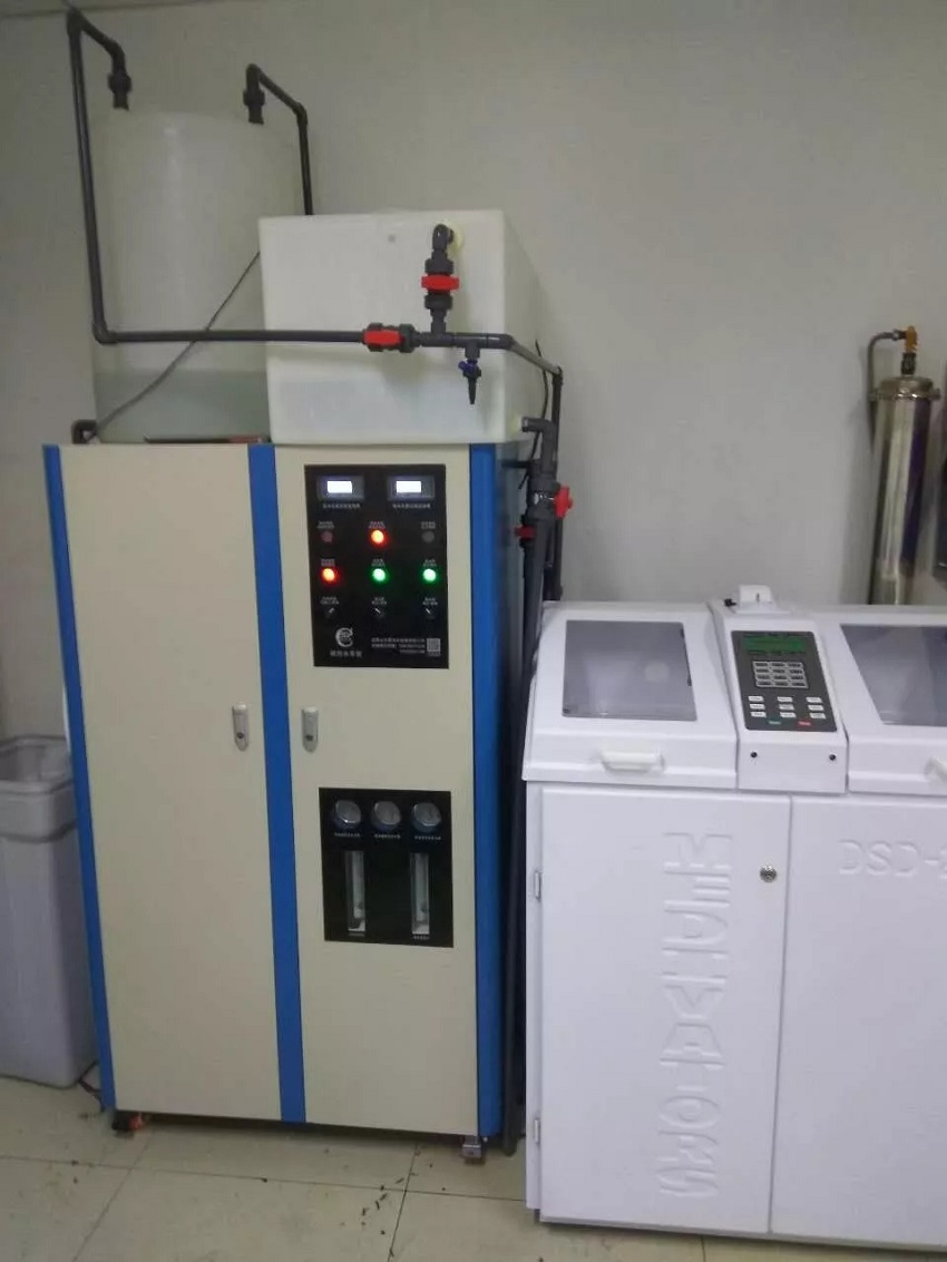 水思源檢驗(yàn)科純水設(shè)備