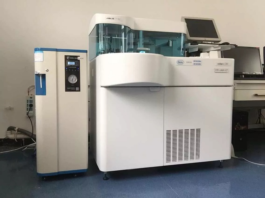 水思源檢驗(yàn)科純水設(shè)備