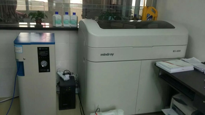 水思源檢驗(yàn)科純水設(shè)備