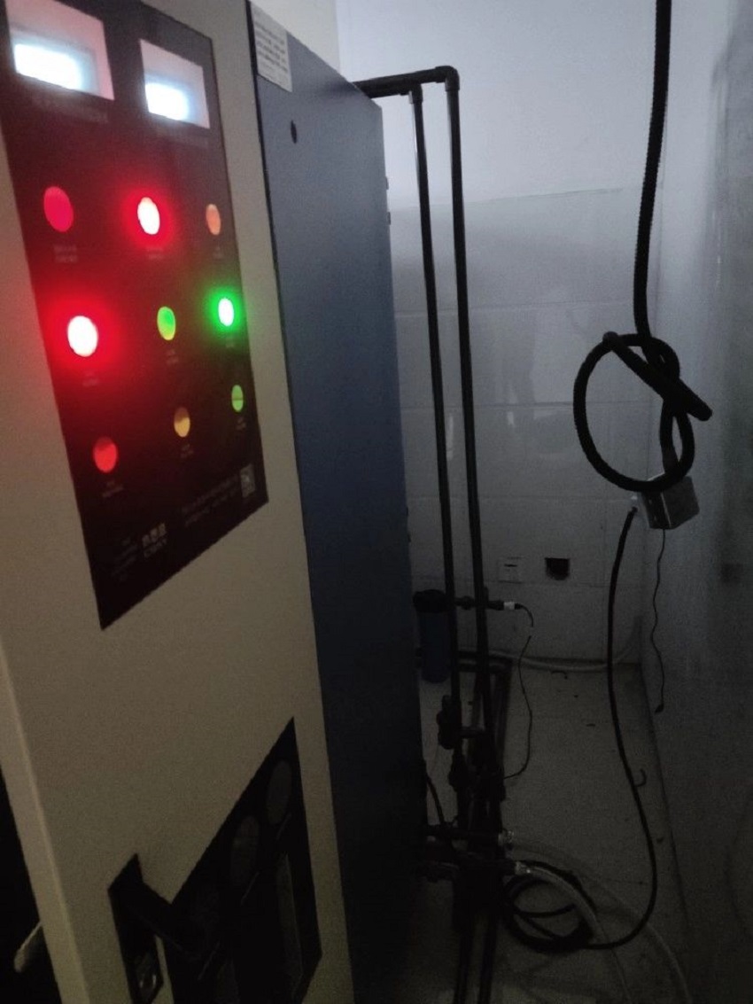 檢驗(yàn)科分析純水設(shè)備